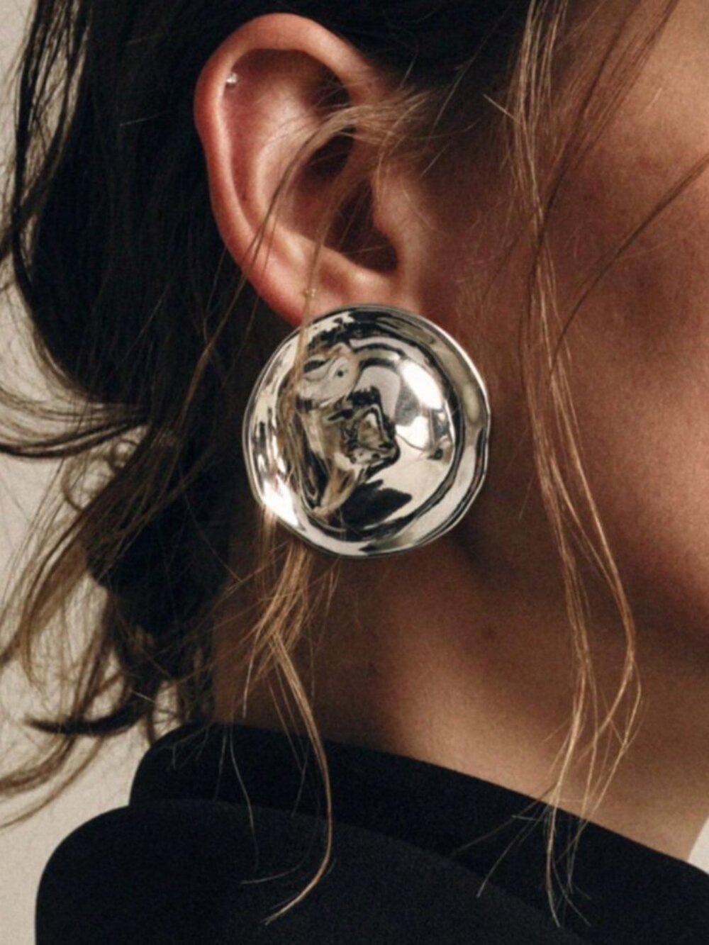 Silver Elegant Women's Asymmetric Pleated Round Earrings
